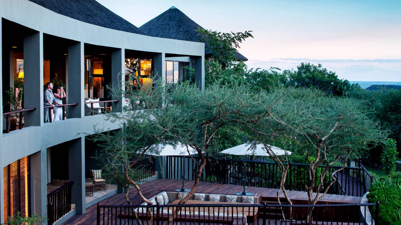 Four-Seasons-Safari-Lodge5.jpeg