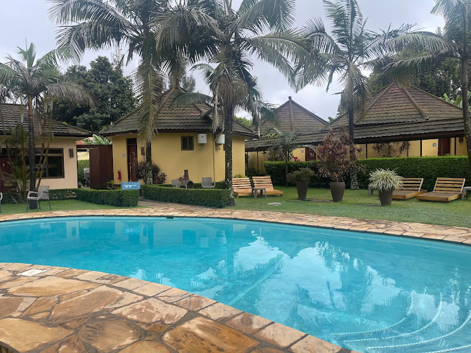 Ahadi lodge
