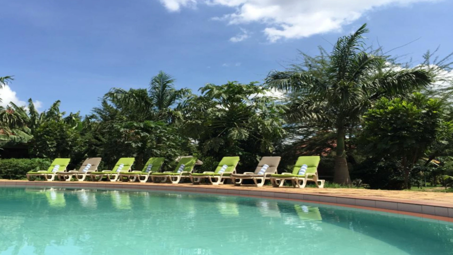 Arusha Planet Lodge–swimmig-pool