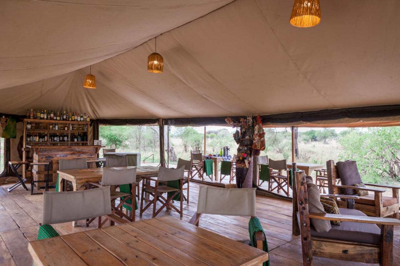 Baobab Serengeti Camp3