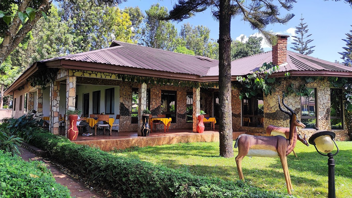 Bougainvillea Safari Lodge 5