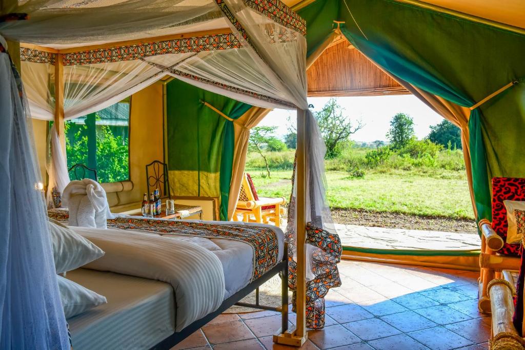 Ikoma safari Camp3
