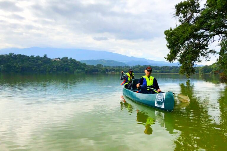 arusha-national-park-canoe-product