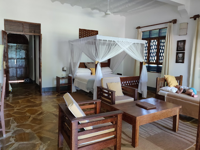 Pongwe Beach Hotel3